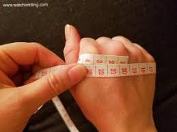 We always indicate the size of a pair of gloves the same way the manufacturer does. How To Measure Hands For Gloves And Mittens