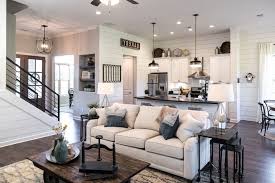 40 Tiny Farmhouse Living Room Decorating Ideas Http Delmorad Modern Farmhouse Living Room Decor Farmhouse Style Living Room Decor Farmhouse Style Living Room