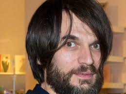 Junun is a 2015 album by the israeli composer shye ben tzur, the english composer and radiohead guitarist jonny greenwood, and the indian ensemble the rajasthan express. Jonny Greenwood Talks Paul Thomas Anderson Bromance Mark E Smith More Listen Pitchfork