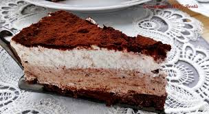 Buoni da soli e ancor più buoni se impiegati per realizzare originali ricette, sempre deliziose come la torta di pandoro e nutella®. Torta Fredda Al Mascarpone E Panna Ricetta Facile