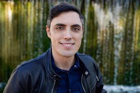 La novela 'Keith Landdon, memorias no autorizadas', de Raúl V. Rey, rompe  moldes en la Sala El Cachorro