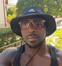 Thornton High school, Harvey twisters, great group of hard working young  athletes, coach Travis Hammons doesn't mess around. Thanks for being a part  of the buILLt here tour. @illiniwrestling #buillthere