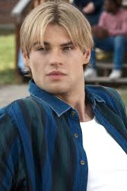 Netflix 'My Life With the Walter Boys' Season 2: Where to Get Jackie  Howard's Outfits — Femestella