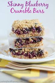 Skinny Blueberry Crumble Bars A Yummy Breakfast Treat With A Light Crust A Layer Of Blueberries And A Crumbl Blueberry Crumble Bars Dessert Recipes Desserts