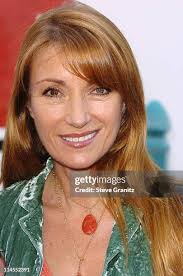 900 Steve Chicken Photos & High Res Pictures