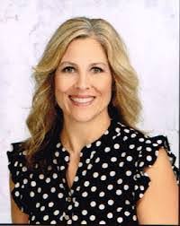 Kristy Burt's Instagram, Twitter & Facebook