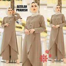 Jual produk celana kulot atasan baju muslim murah dan terlengkap. Harga Setelan Kulot Pakaian Wanita Fashion Muslim Atasan Terbaik Juni 2021 Shopee Indonesia