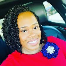 Annette Wainwright's Instagram, Twitter & Facebook