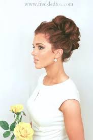 This is effortless, relaxing and chic. 10 Gorgeous Holiday Party Hairstyles For Every Taste Hair Styles Wedding Hairstyles Wedding Hair And Makeup