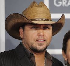 Country star Jason Aldean works out with Atlanta Braves for reality show