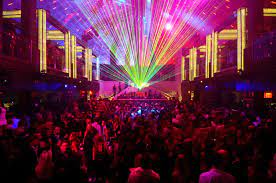 Liv Miami At Fontainebleau Fontainebleau Miami Beach Top Weekend Getaways Miami Nightlife