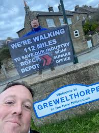 Why Cheshire street food entrepreneur walked 112 miles to Rishi Sunak's  office