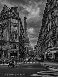 Eiffel Tower Wall Art Black And White Paris Black And White Etsy Eiffel Tower Wall Art Black And White Picture Wall Eiffel Tower Painting