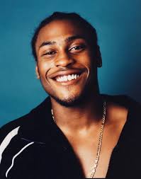 D'Angelo covers Prince's "Venus de Milo"