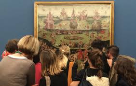 In „der garten der lüste oder „die versuchung des heiligen. Berghain Schlange Vor Bosch Ausstellung