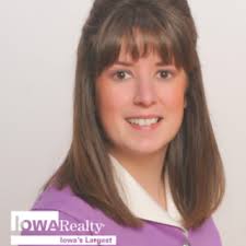 Annie Walker, Realtor