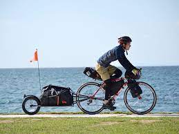 自転車で連泊キャンプもなんのその 大型防水バッグつき牽引用荷台 シングルホイールサイクルトレーラー 発売 自転車 荷台 荷台 自転車
