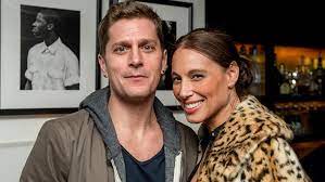The matchbox twenty's lead singer rob thomas shared a son maison avery william thomas, with her former love partner. Exclusive Rob Thomas On Musical Son Matchbox Twenty Feud Wife S Battles 1 Year On From Brain Surgery Entertainment Tonight