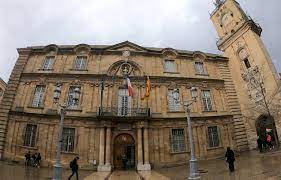 En 1766, louis xv crée le poste de maire de marseille. Aix En Provence Alexandre Gallese Adjoint Au Maire Et Proche De Maryse Joissains En Garde A Vue