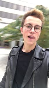 @SundyJules's video Tweet