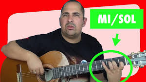 No es muy diferente a tocar notas sueltas. Acorde Guitarra Mi Con Bajo En Sol Sostenido E G Mi Sol Eng Subs Youtube