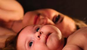 Je vous parle de mon retour sur ma première année de célibat, mes doutes, mes bonheurs et plein d'autres choses. A 39 Ans J Ai Fait Un Bebe Toute Seule Avoir Un Enfant A 40 Ans