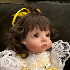 Kay Mckee's Instagram, Twitter & Facebook