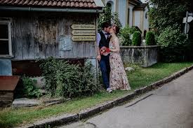 Seht hier die fotos ihrer hochzeit nur zu zweit am strand. Standesamtliche Trauung Zu Zweit Mit Ausgiebigem Paarshooting Rund Um Lenggries