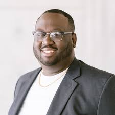 🍎🏆🎉Today's Featured Teacher is: Mr. Devine🏨🎉📦 Mr. Devine teaches 1st  grade at Sun City Elementary School ! One interesting fact about his class:  He is teaching at the same school that he