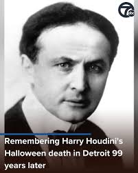 In 1926, Harry Houdini performed at the Garrick Theater despite being  incredibly sick, unbeknownst to the audience. It was his last performance,  dying days later