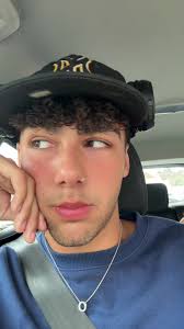 Exploring the Vibes of Bailey Knight