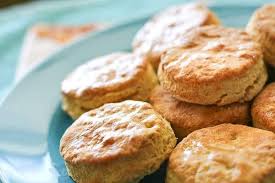 The pioneer woman cooks is a homespun collection of photography, rural stories, and scrumptious recipes that have defined my experience in the country. Pioneer Woman S Buttermilk Biscuits Steamy Kitchen Recipes Giveaways