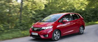 The honda jazz currently offers fuel consumption from 4.5 to 6.2l/100km. Honda Jazz Mit Cvt Rendezvous Zwischen Grant Gemutlichkeit Autofilou