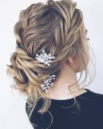 Wil jij ook deze trendy boho look? Accesorios Para El Pelo Rosario Contreras Opgestoken Haarstijlen Kapsel Met Vlecht Bruidkapsels