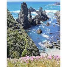 Bretagne France On Instagram Les Aiguilles De Port Coton Un Classique Bravo A Julie Pcrd Belleile Bell En 2020 Voyage De Reve Belle Ile En Mer Bretagne