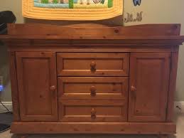 If you are looking for a great deal on a stylish crib, you need to check out the babi italia parkland convertible crib. Babi Italia Pinehurst Dresser