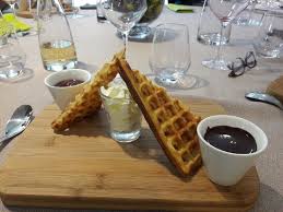 11 place de verdun 69250 albigny sur saone. Gaufre Grand Mere Croustillante Photo De La Table D Albigny Albigny Sur Saone Tripadvisor