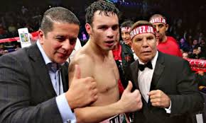 Эль сезар дель боксео («цезарь бокса»). Hulio Sezar Chaves Mladshij Golovkin Moshnee Chem Kanelo Boks Mma Sports Kz