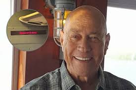 LIRR's iconic 'Ronkonkoma' voice, Van Ritshie, 80, dies