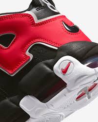 In 2017, the nike air more uptempo isn't a basketball shoe — it's a statement shoe. Nike Air More Uptempo Schuh Fur Altere Kinder Nike De