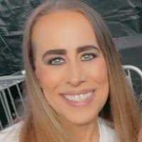 100+ "Leslie George" profiles