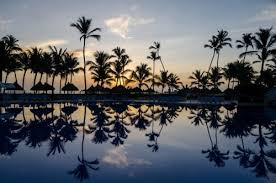 Vegetatia luxurianta, plajele magnifice cu nisip fin alb inconjurate de palmieri recomanda republica dominicana ca fiind una ditre destinatiile de top la. Cand Este Cel Mai Bun Moment Pentru A Merge In Republica DominicanÄƒ Vreme LunarÄƒ Clima In Republica DominicanÄƒ Temperatura Medie A NopÈ›ii