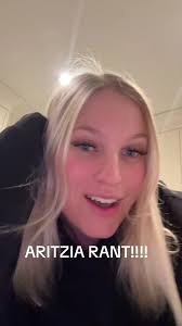 Aritzia help! #aritzia #aritziaclientele #aritziarant #poorcustomerse...