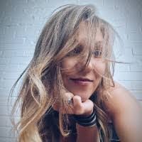 Carrie Tidwell's Instagram, Twitter & Facebook