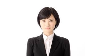 就活中の前髪は女子必見の好印象を与える髪型まとめ Lovelyラブリー