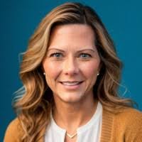 Cheri Huff's Instagram, Twitter & Facebook