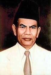 Perumusan pancasila dilakukan setelah indonesia diberi janji kemerdekaan oleh jepang di masa depan oleh perdana menteri jepang saat itu, kuniaki koiso pada. Tokoh Yang Mengusulkan Dasar Negara
