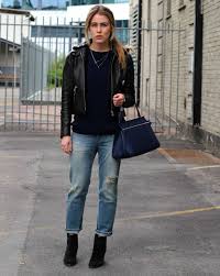 Black Ankle Boots With Blue Jeans Sunday Annabel Boyfriend Jeans Boyfriend Jeans Fall Denim Fashion
