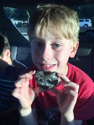 I found these very nice painted rocks outside of animal medical clinic that  somebody put there