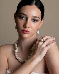 We have a new backdrop @cre8hivestudio Swipe to check it out.